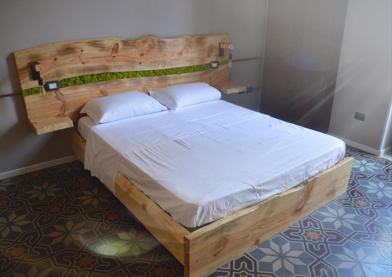 Wineexperience- Wine&Jacuzzi Suite Lecce Exterior foto