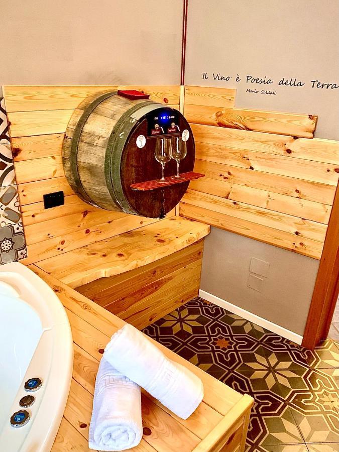 Wineexperience- Wine&Jacuzzi Suite Lecce Exterior foto