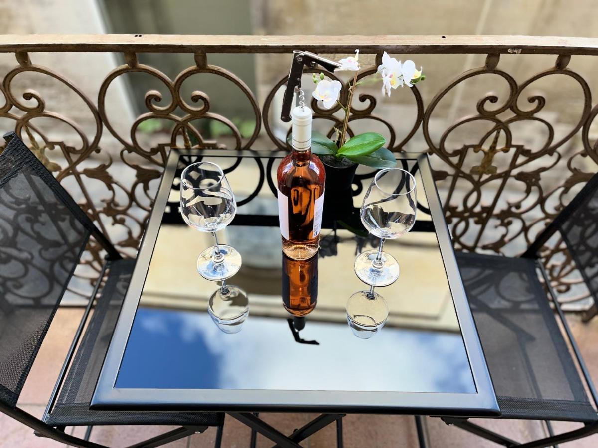 Wineexperience- Wine&Jacuzzi Suite Lecce Exterior foto