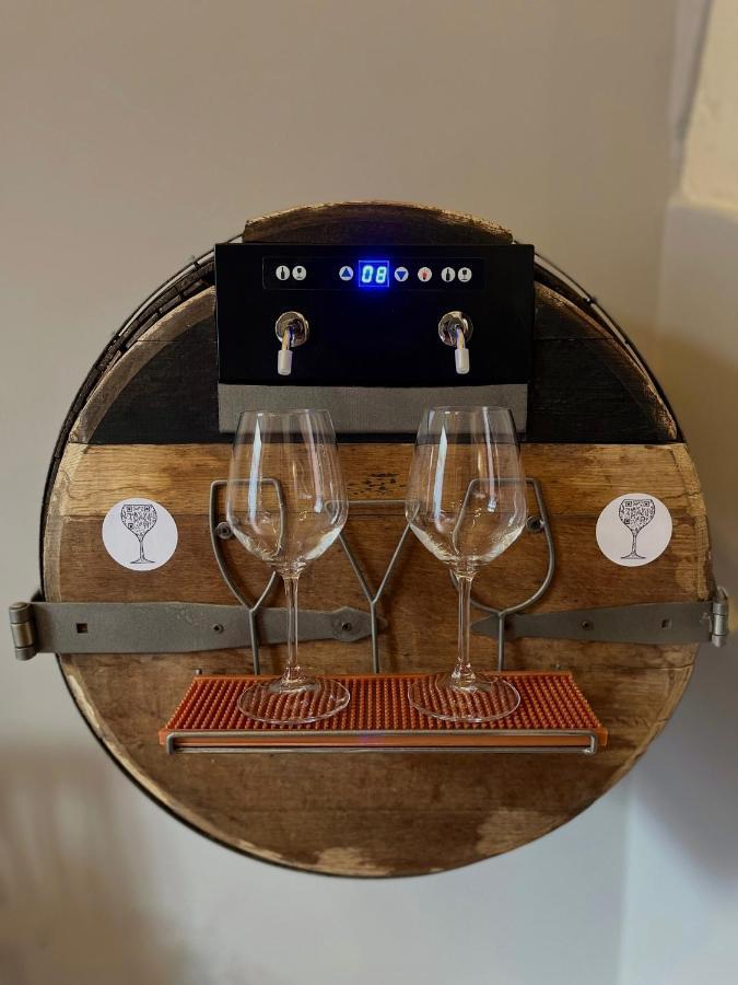 Wineexperience- Wine&Jacuzzi Suite Lecce Exterior foto